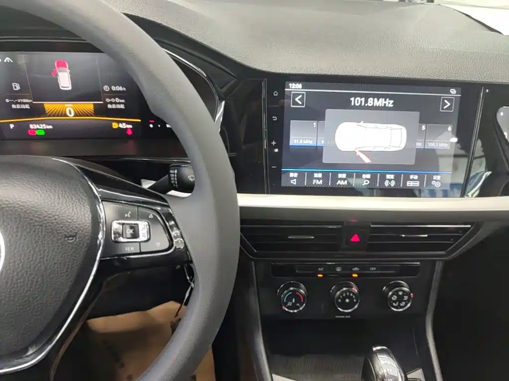 Volkswagen Lavida — миниатюра 13
