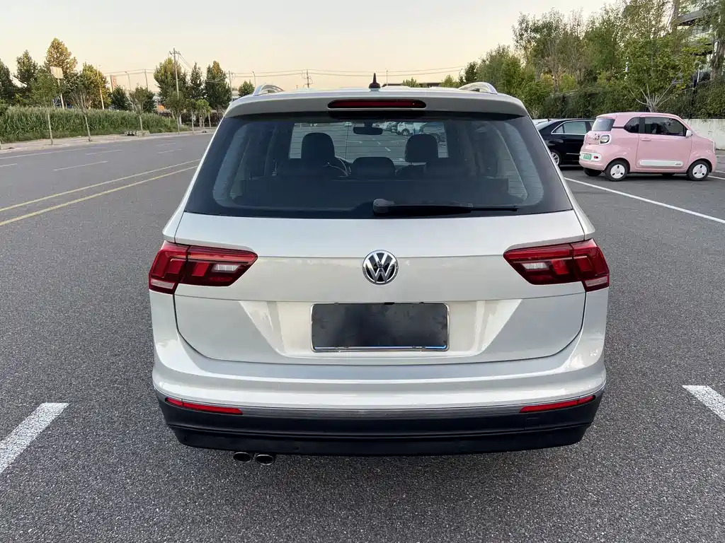 Volkswagen Tiguan L — миниатюра 5