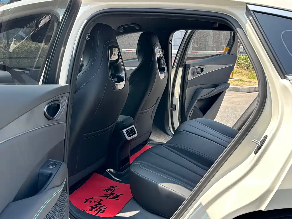 BYD SEAL 06 NEW ENERGY