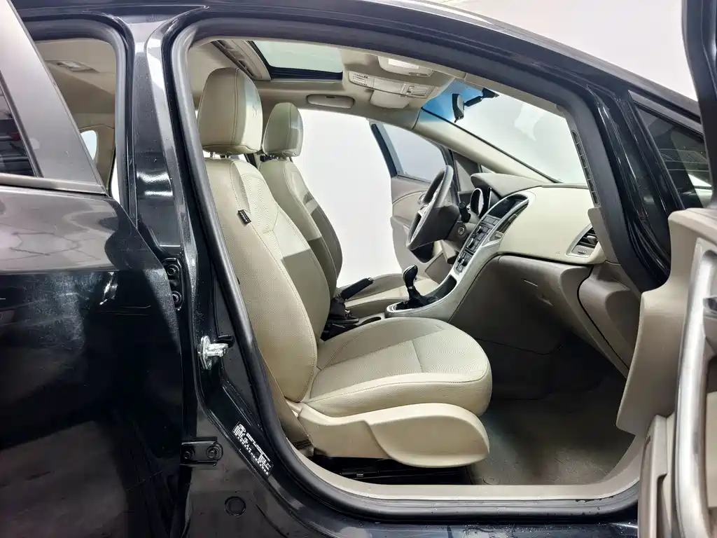 Buick Excelle — миниатюра 14
