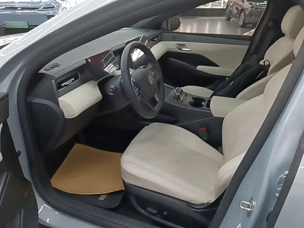 BYD Qin PLUS — миниатюра 15