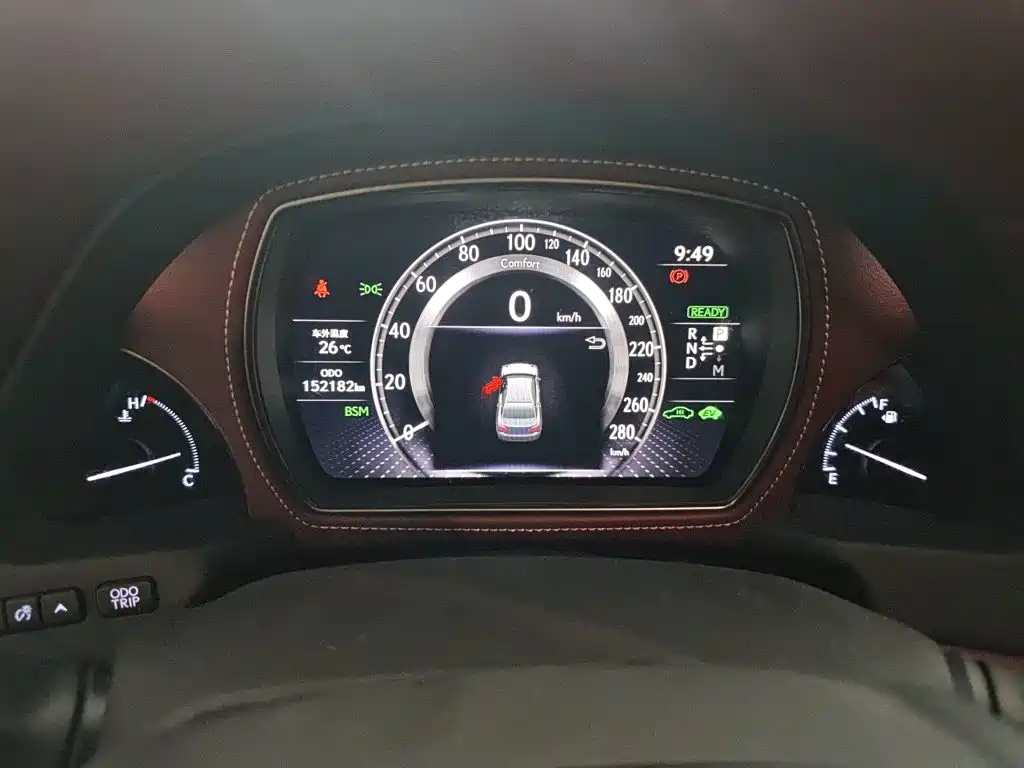 Lexus LS — миниатюра 5