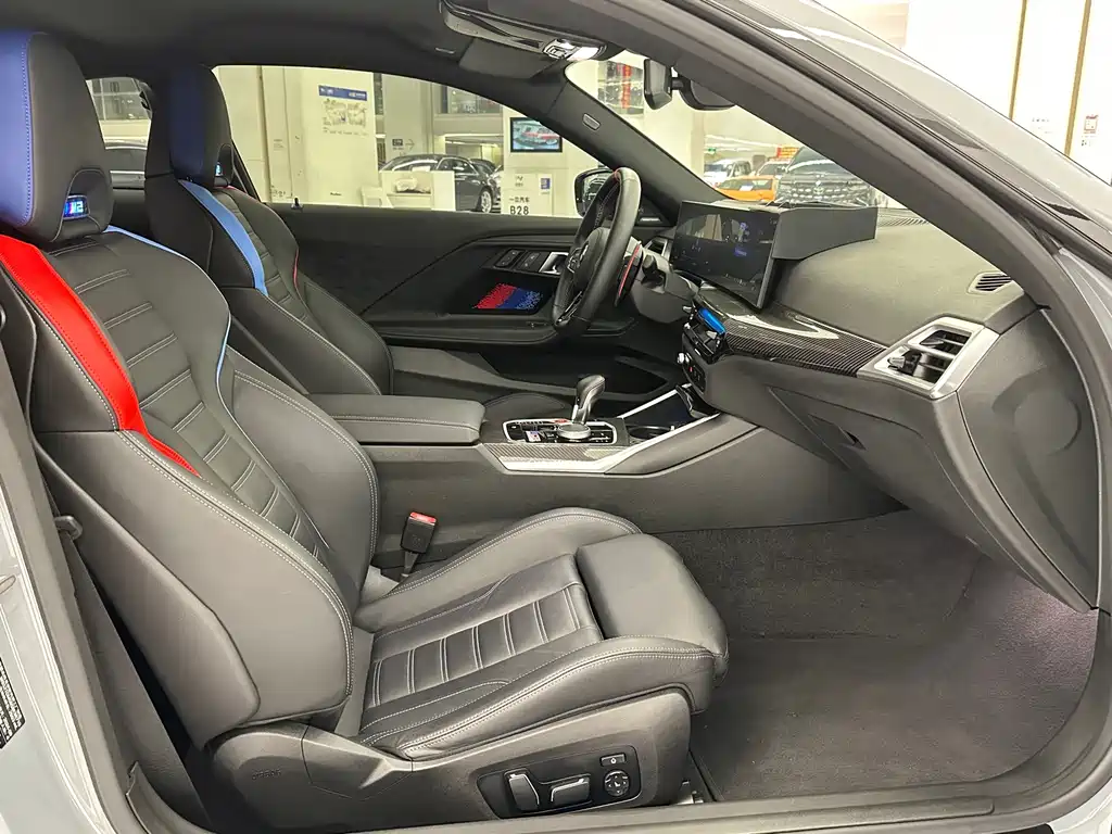 BMW M2 — миниатюра 12