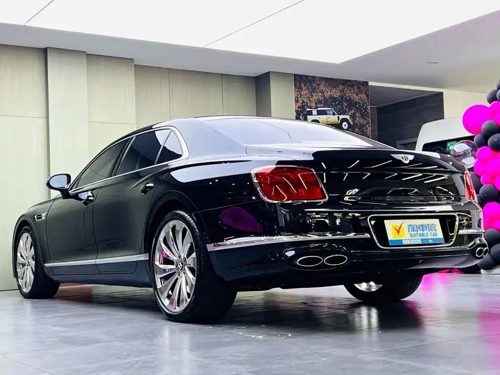 Bentley Flying Spur — миниатюра 6