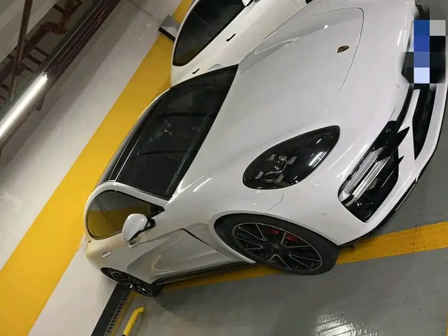Porsche Panamera — миниатюра 3