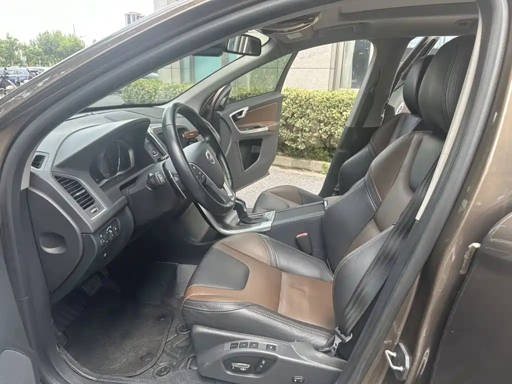 Volvo XC60 — миниатюра 9