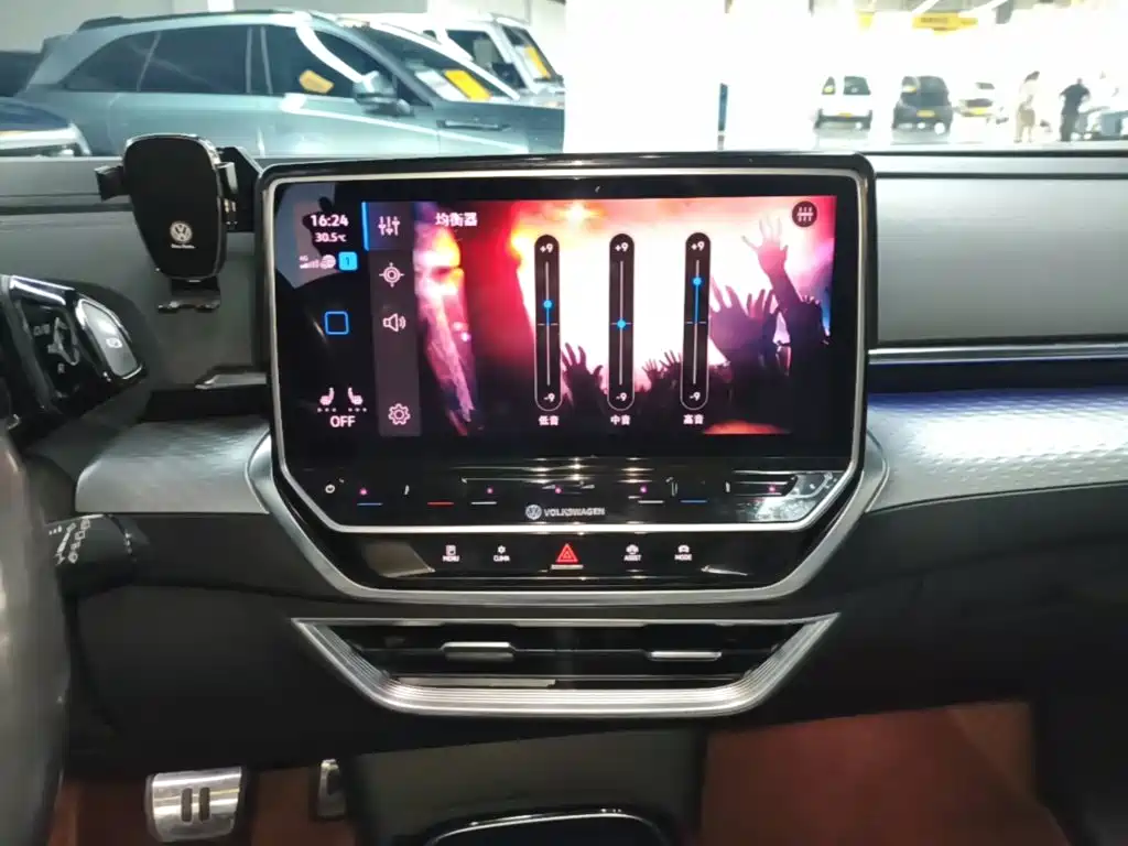 Volkswagen ID.6 X — миниатюра 13