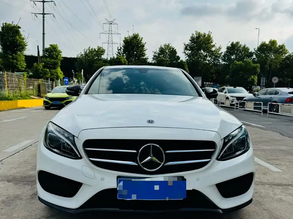 Mercedes-Benz C-Class — миниатюра 2