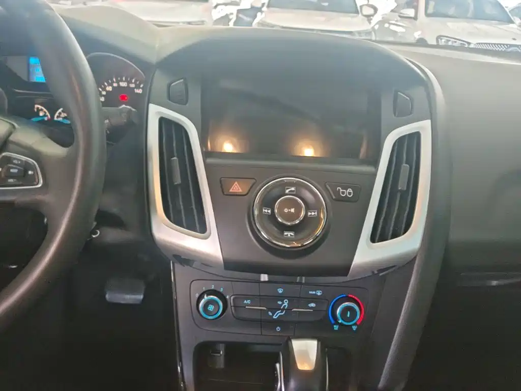 Ford Focus — миниатюра 13
