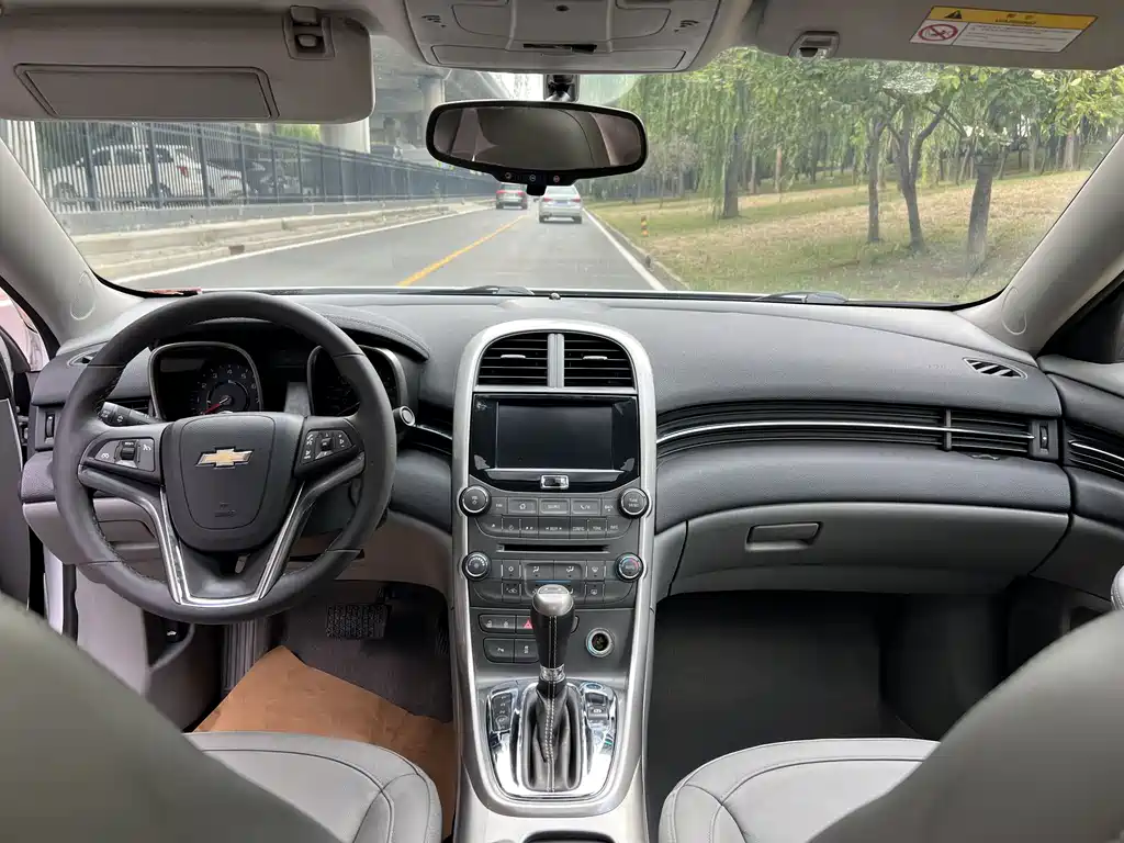 Chevrolet Malibu — миниатюра 5