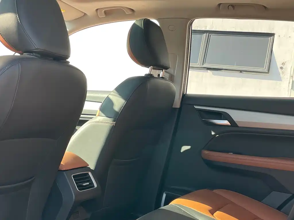 GEELY AUTOMOBILE VISION X6