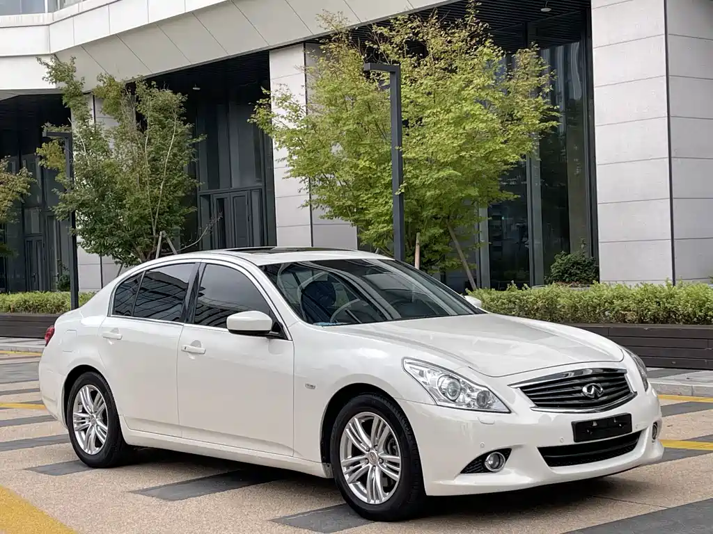 Infiniti G — миниатюра 3