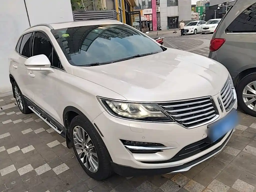 Lincoln MKC — миниатюра 4