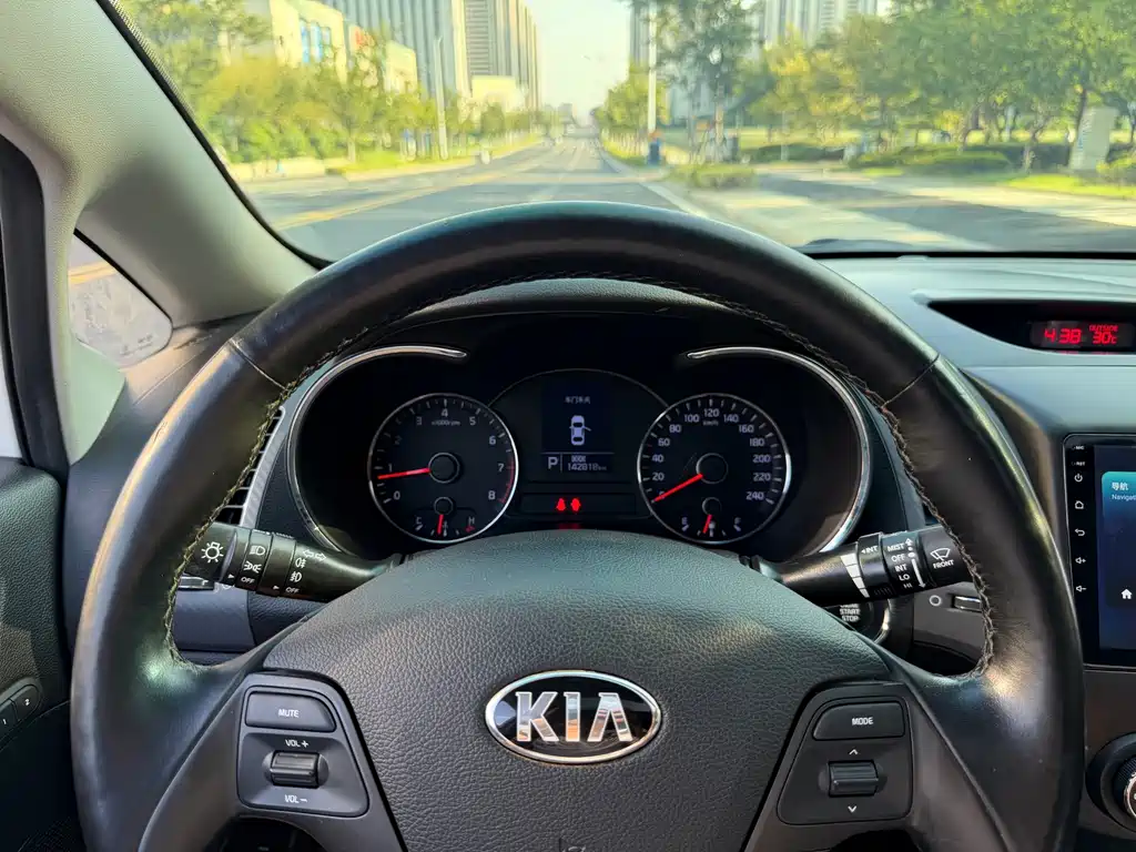 Kia K3 — миниатюра 17