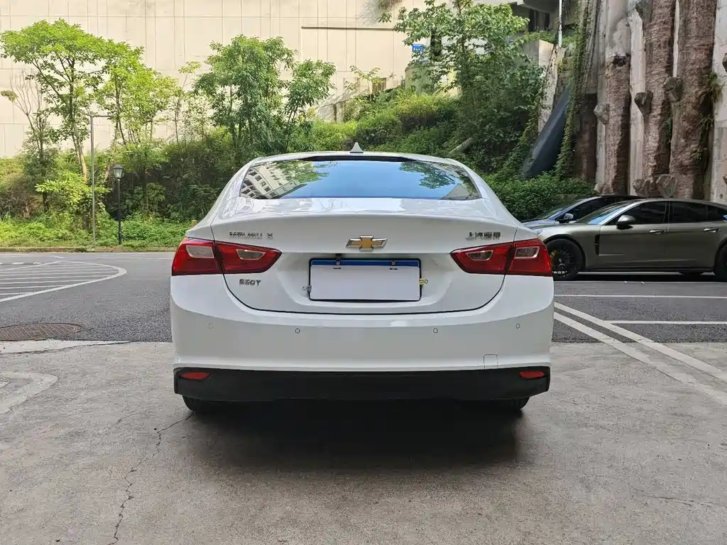 Chevrolet Malibu XL — миниатюра 10