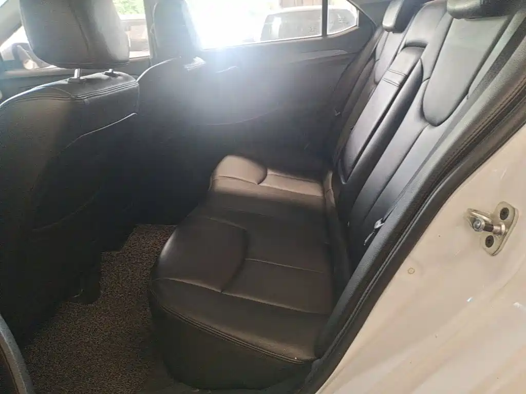 Roewe 360 — миниатюра 17