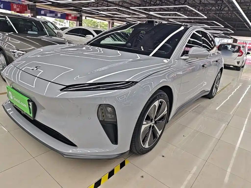 NIO ET5T