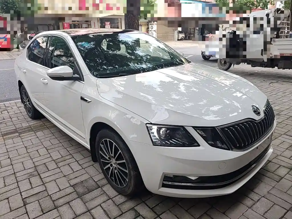 Skoda Octavia — миниатюра 4