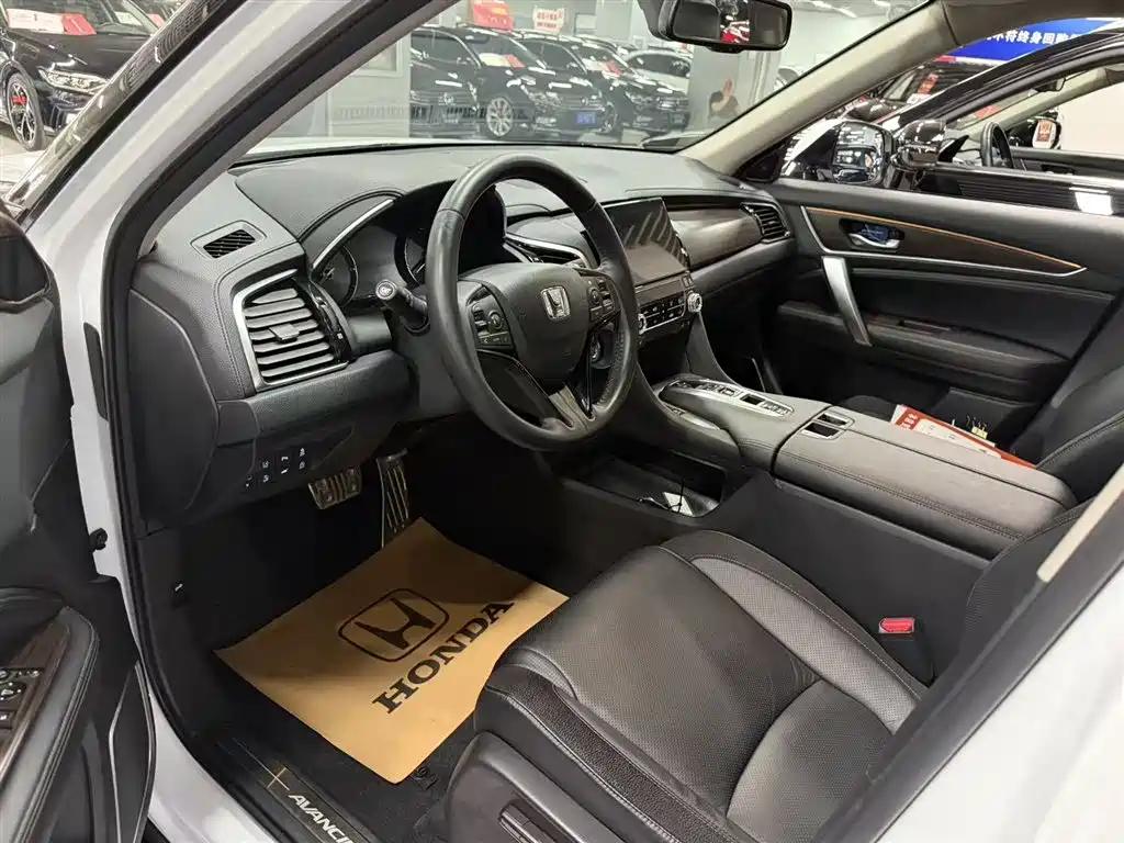 Honda Avancier 2017 370TURBO Luxury