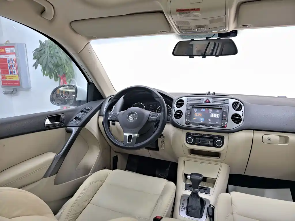 Volkswagen Tiguan — миниатюра 16