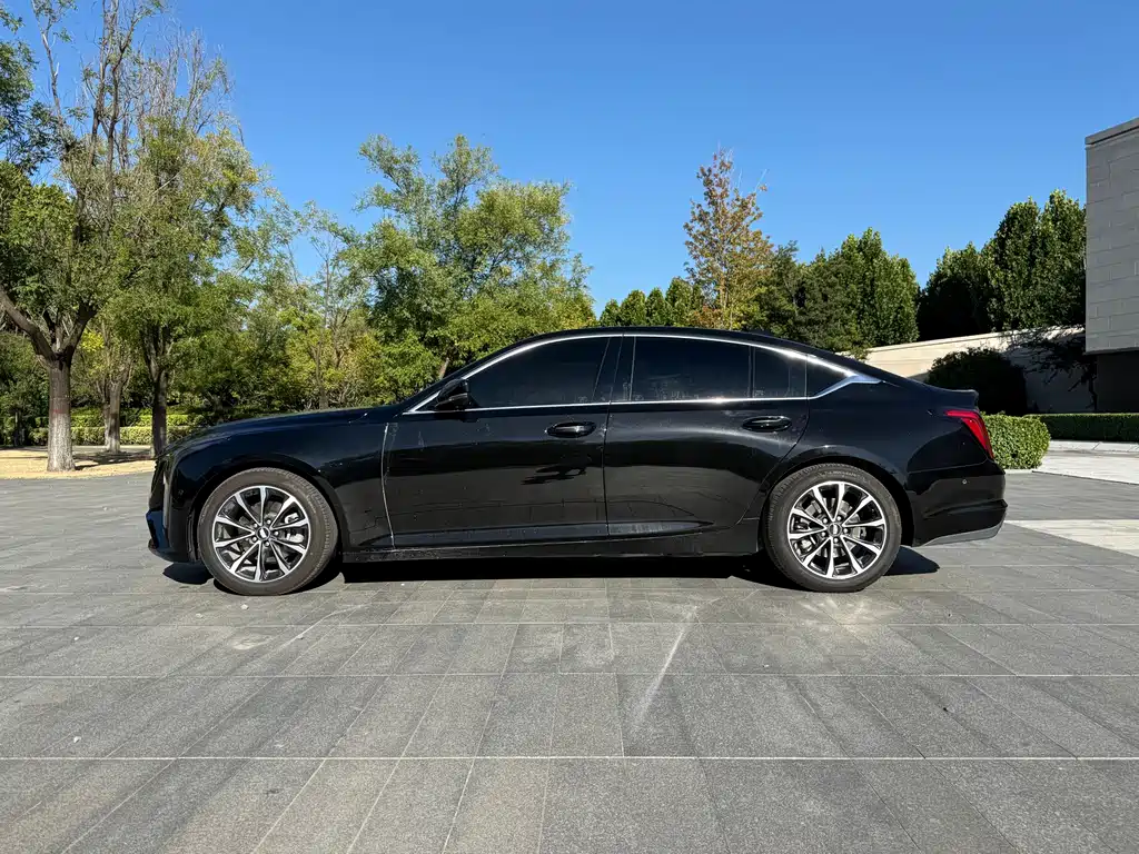 Cadillac CT5 — миниатюра 3