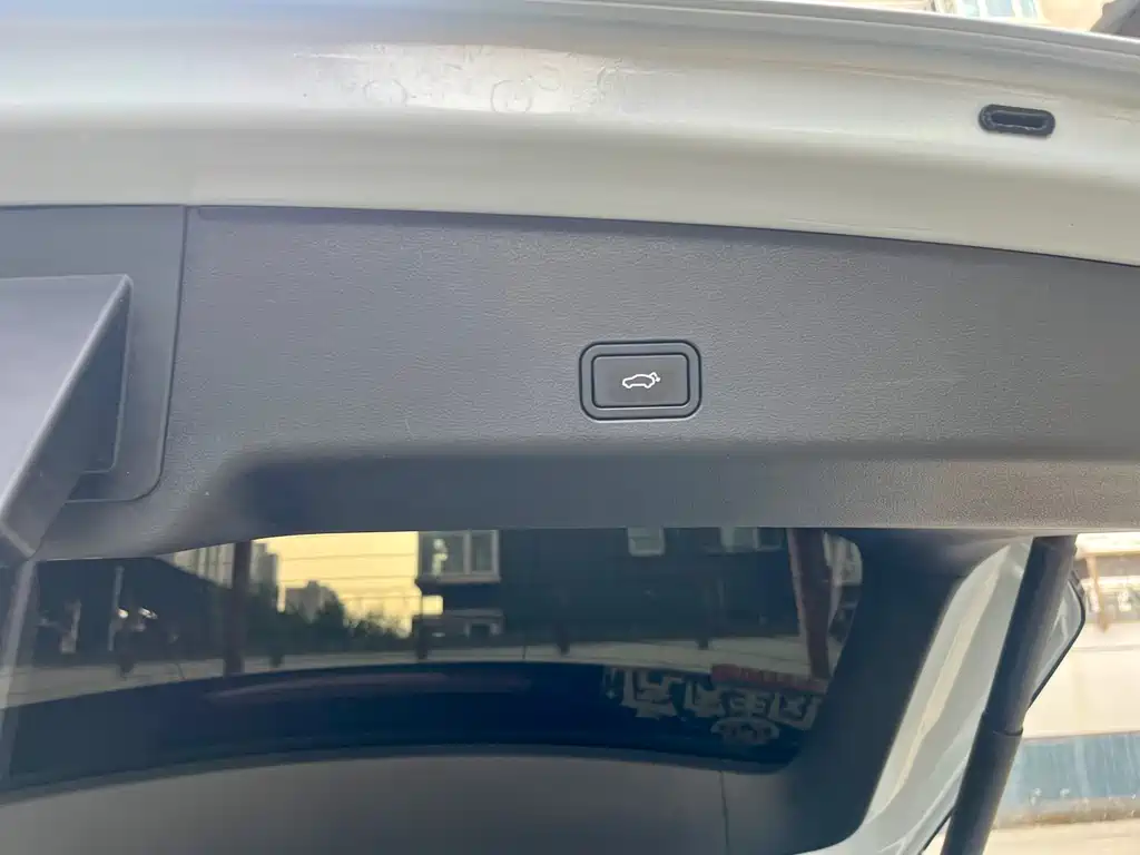 Geely Xingyue L 1.5T Thunder Spirit Hi·F Oil Electric Hybrid Edition Super Wise, фото 22