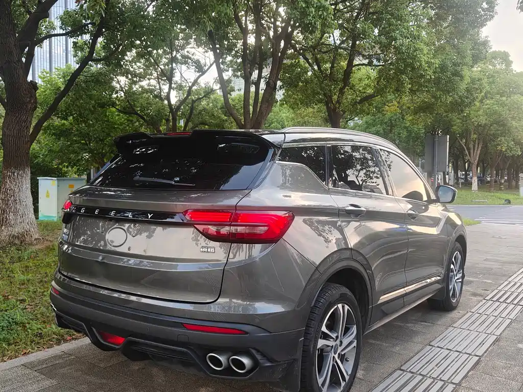 Geely Binyue — миниатюра 16