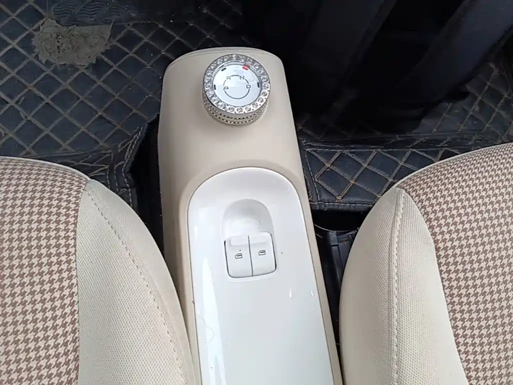 Wuling MINIEV — миниатюра 14