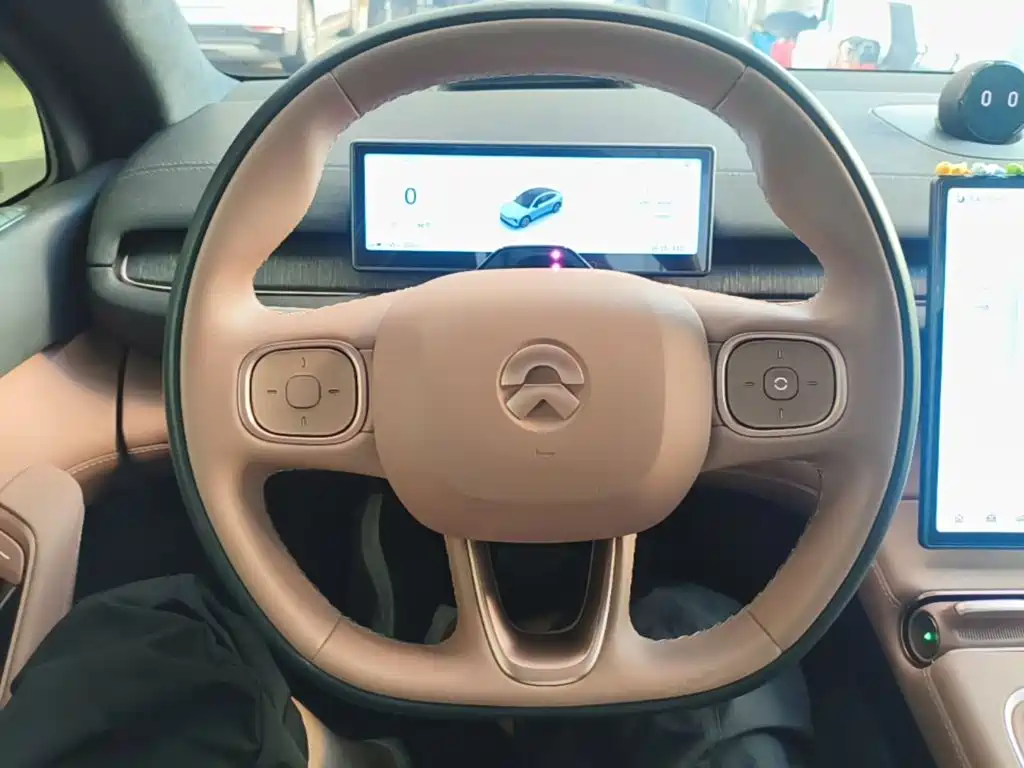 NIO EC6 — миниатюра 11