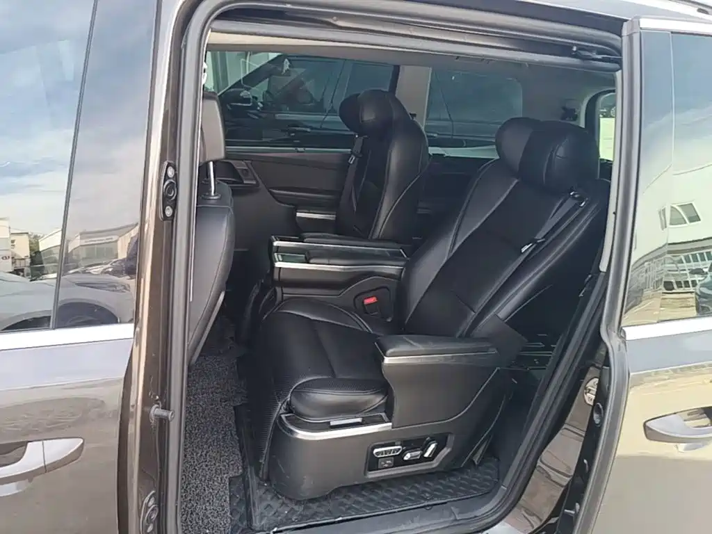 Volkswagen Sharan — миниатюра 17
