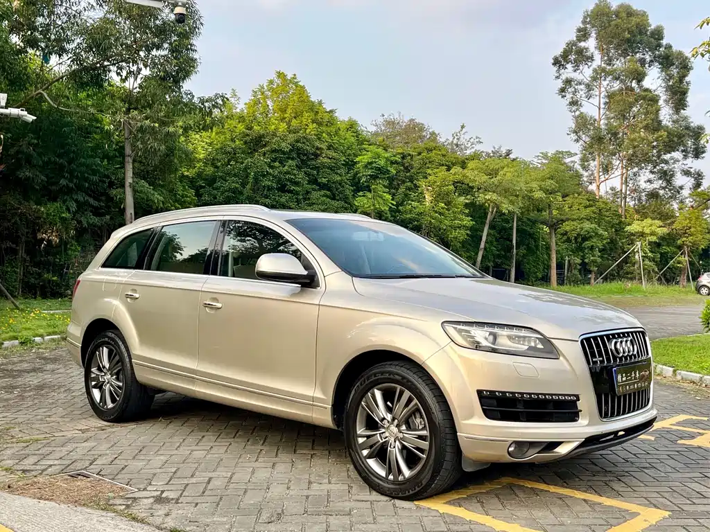 Audi Q7 — миниатюра 3