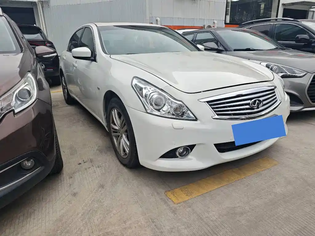 Infiniti G — миниатюра 3