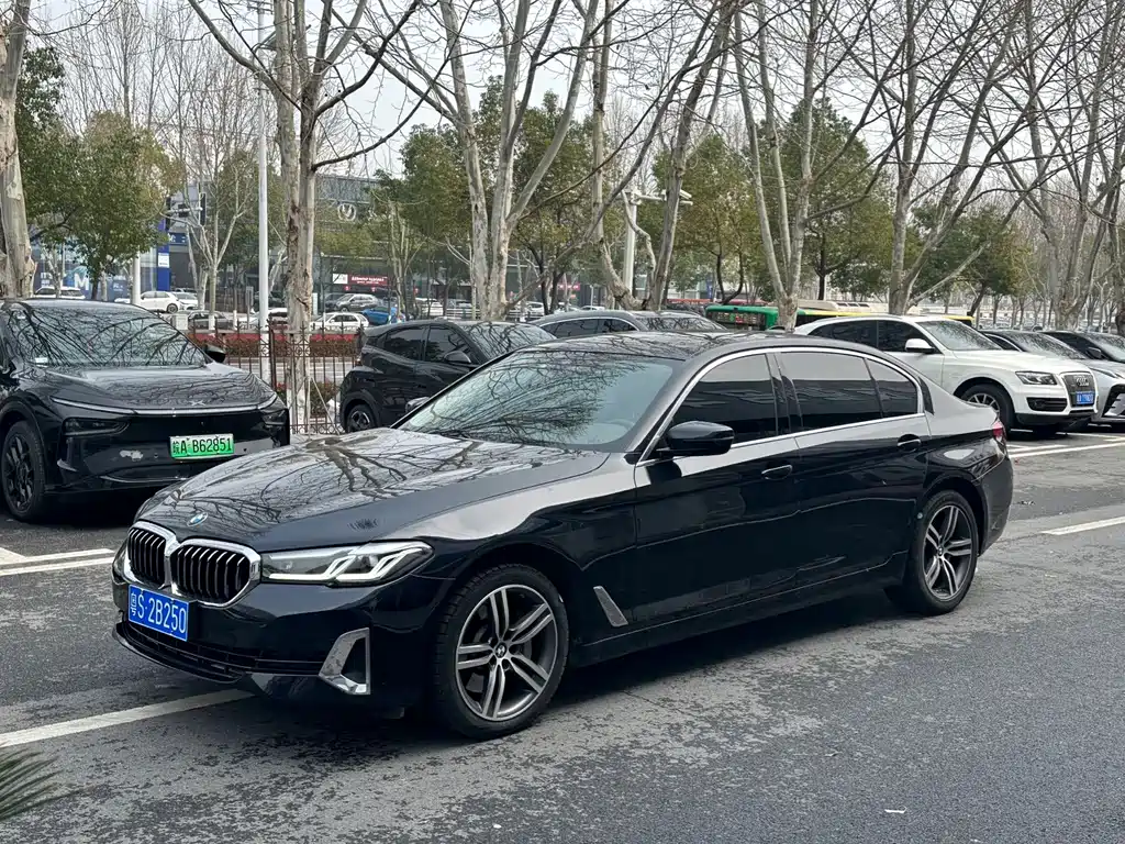 BMW 5 Series 2021