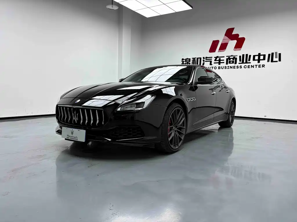 Купить Maserati Quattroporte