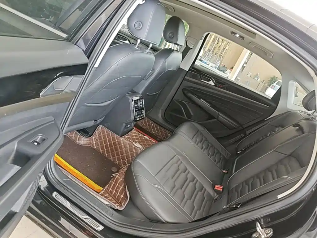 Volkswagen Passat — миниатюра 17