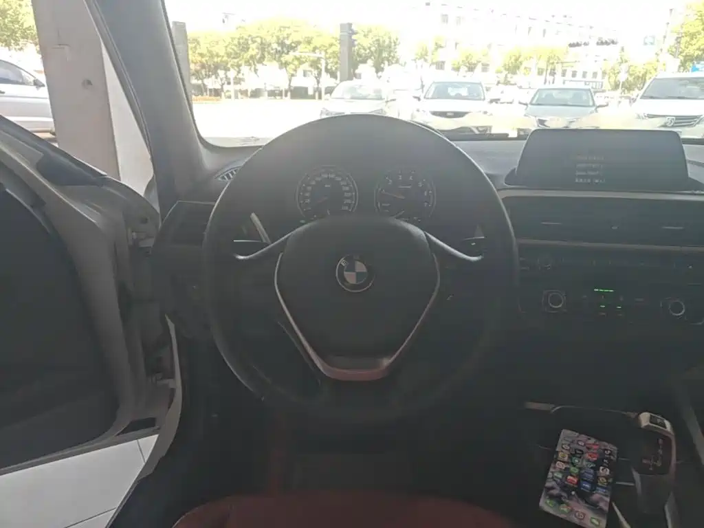 BMW 1 Series (Import) — миниатюра 11
