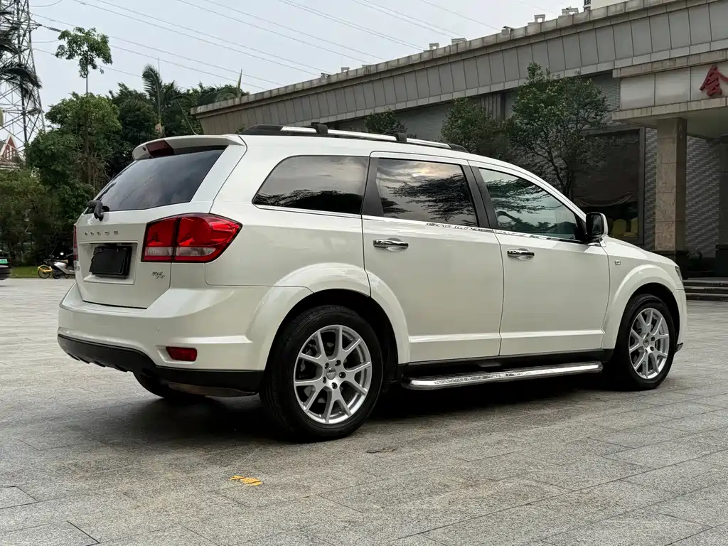 Dodge Journey — миниатюра 16
