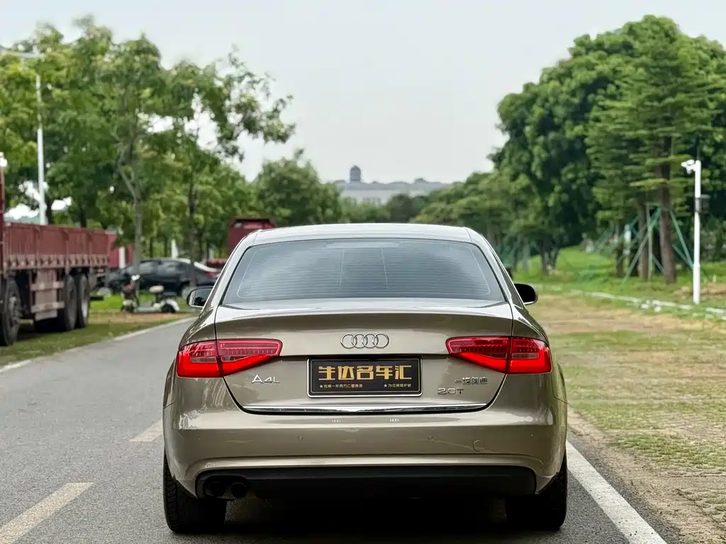 Audi A4L — миниатюра 6