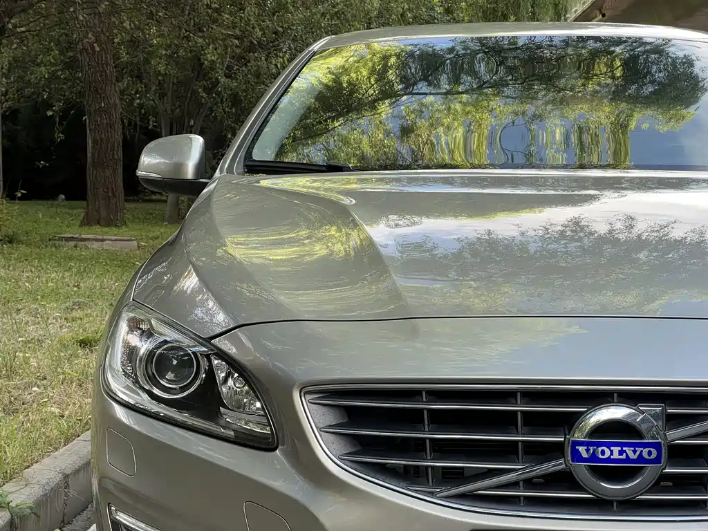 Volvo S60 — миниатюра 11