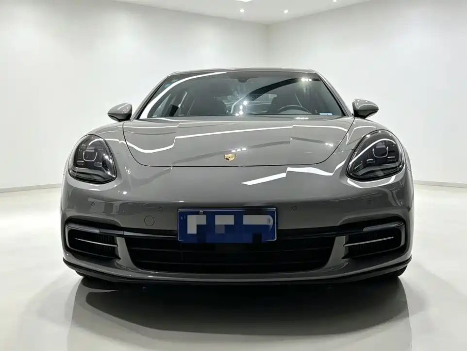 Porsche Panamera — миниатюра 2