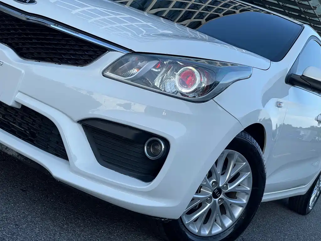 Kia K2 — миниатюра 4