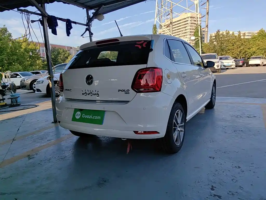 Volkswagen Polo — миниатюра 7
