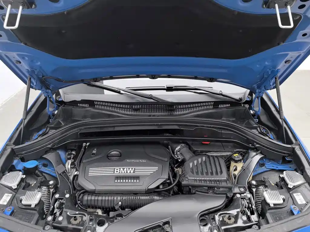 BMW X2 (Import) — миниатюра 6