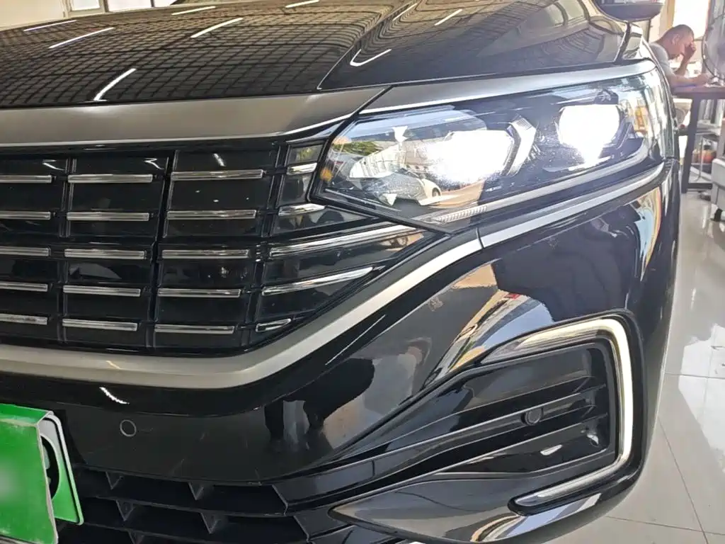 Volkswagen 帕萨特插电混动 — миниатюра 24