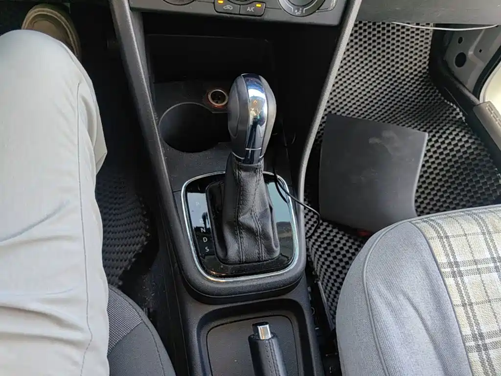 Volkswagen Polo — миниатюра 14
