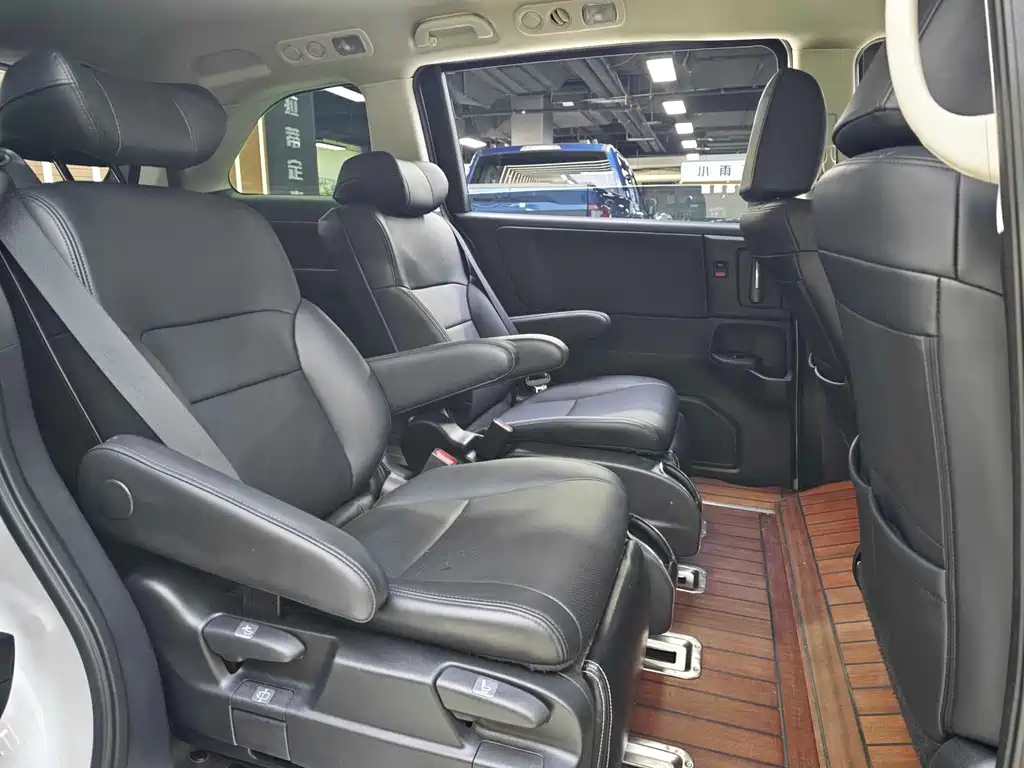 Honda Odyssey — миниатюра 18