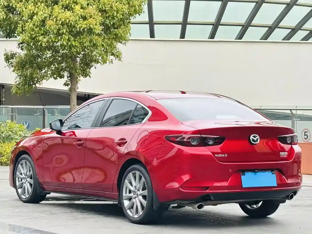 MAZDA 3 ANGKESAILA