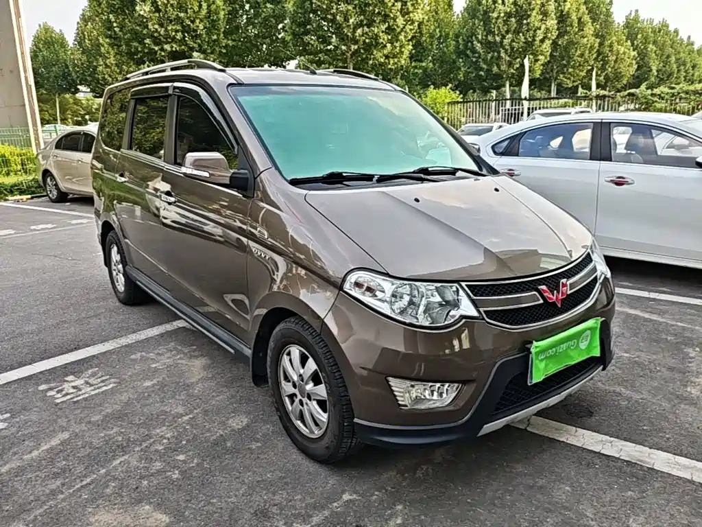 Wuling Hongguang — миниатюра 4