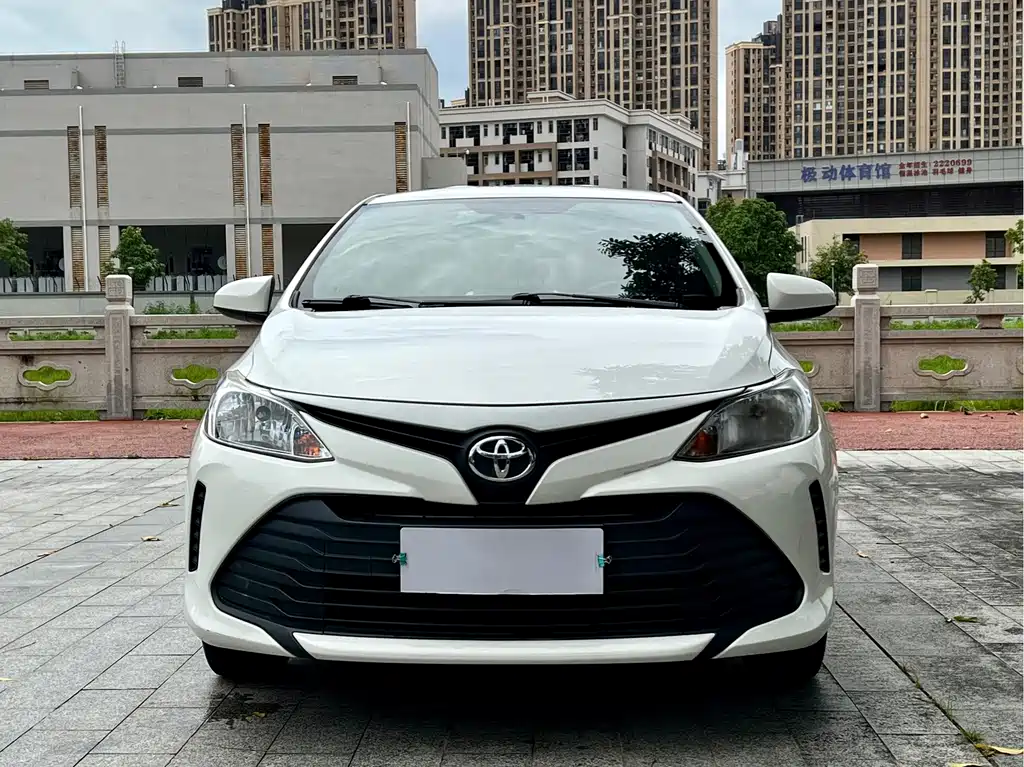 Toyota Vios — миниатюра 2