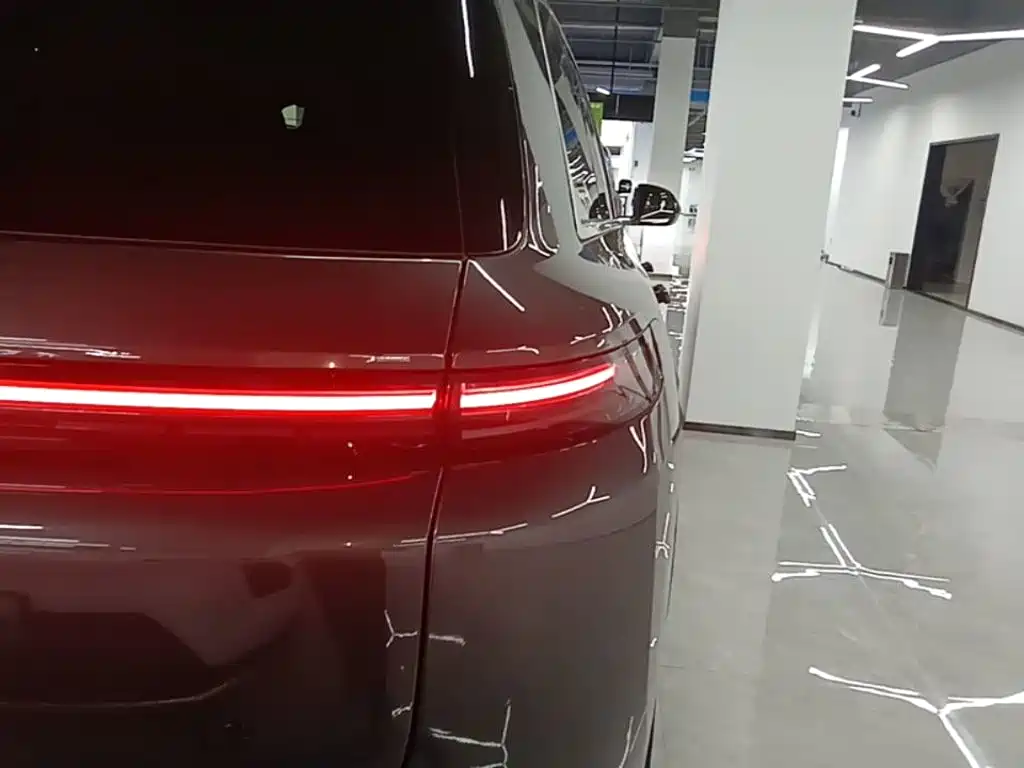 Li Auto Li L8 — миниатюра 8